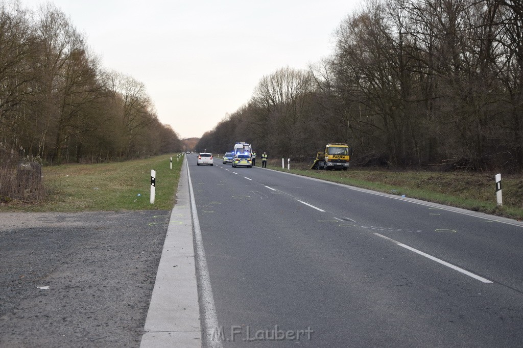 Schwerer VU Krad Fahrrad Koeln Porz Alte Koelnerstr P290.JPG - Miklos Laubert